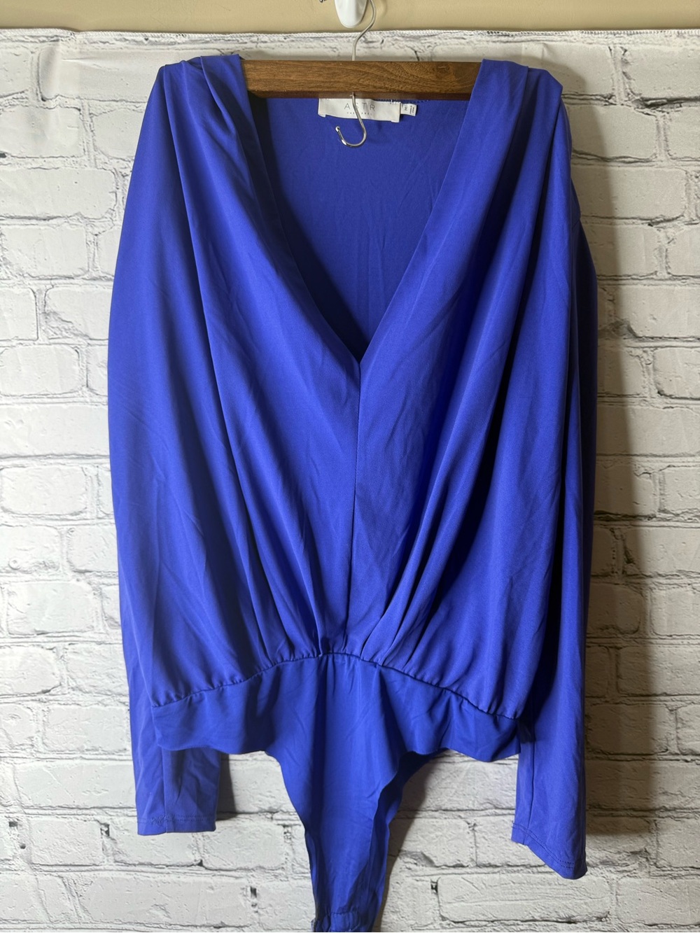 Astr the label Vibrant Blue V-Neck Women's Top Bodysuit medium